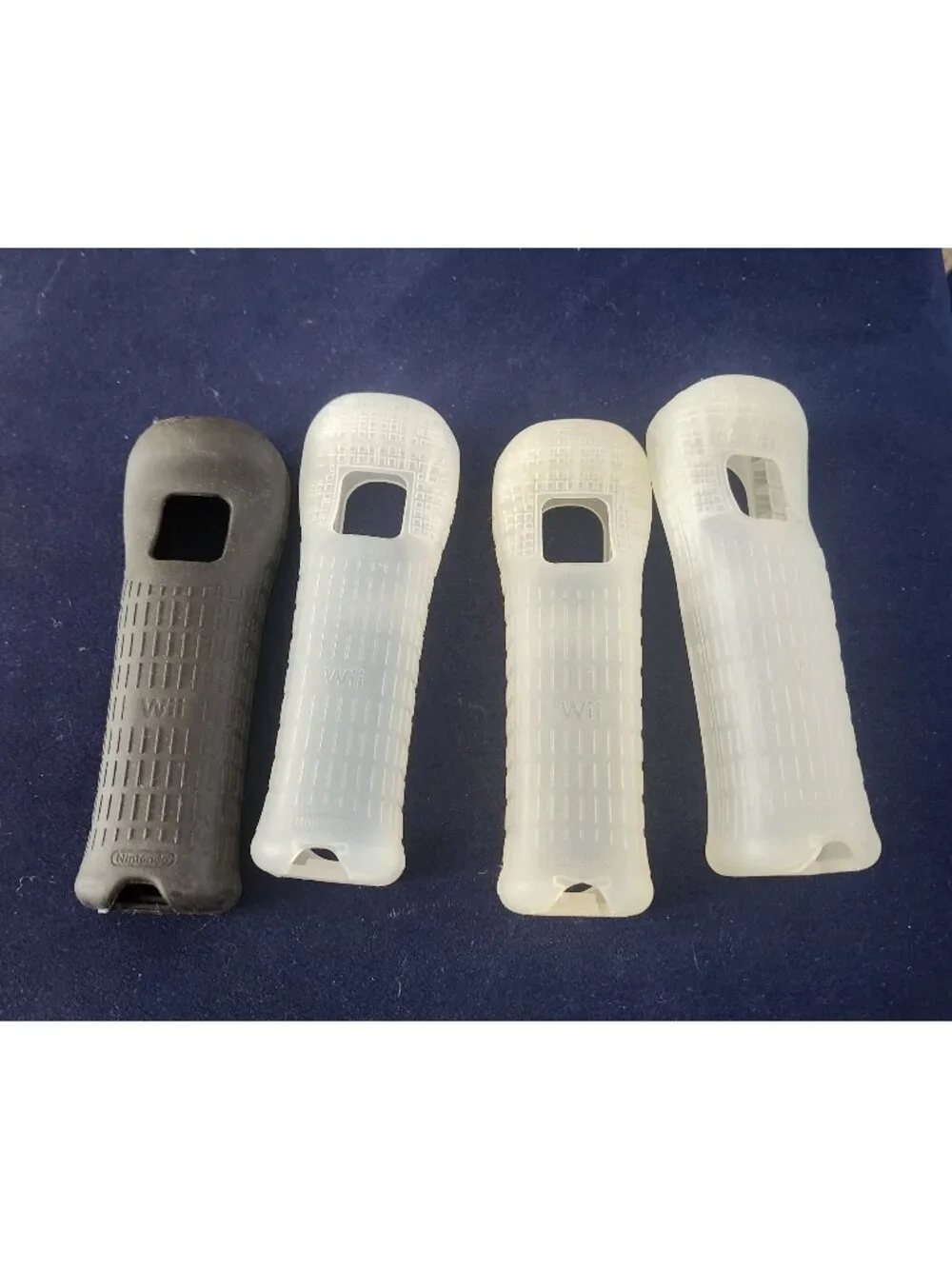 4- Nintendo Wii Controller Silicone Protective Sleeves Skins